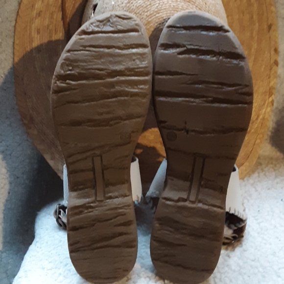 NEW DIBA.True sandles - Picture 5 of 8